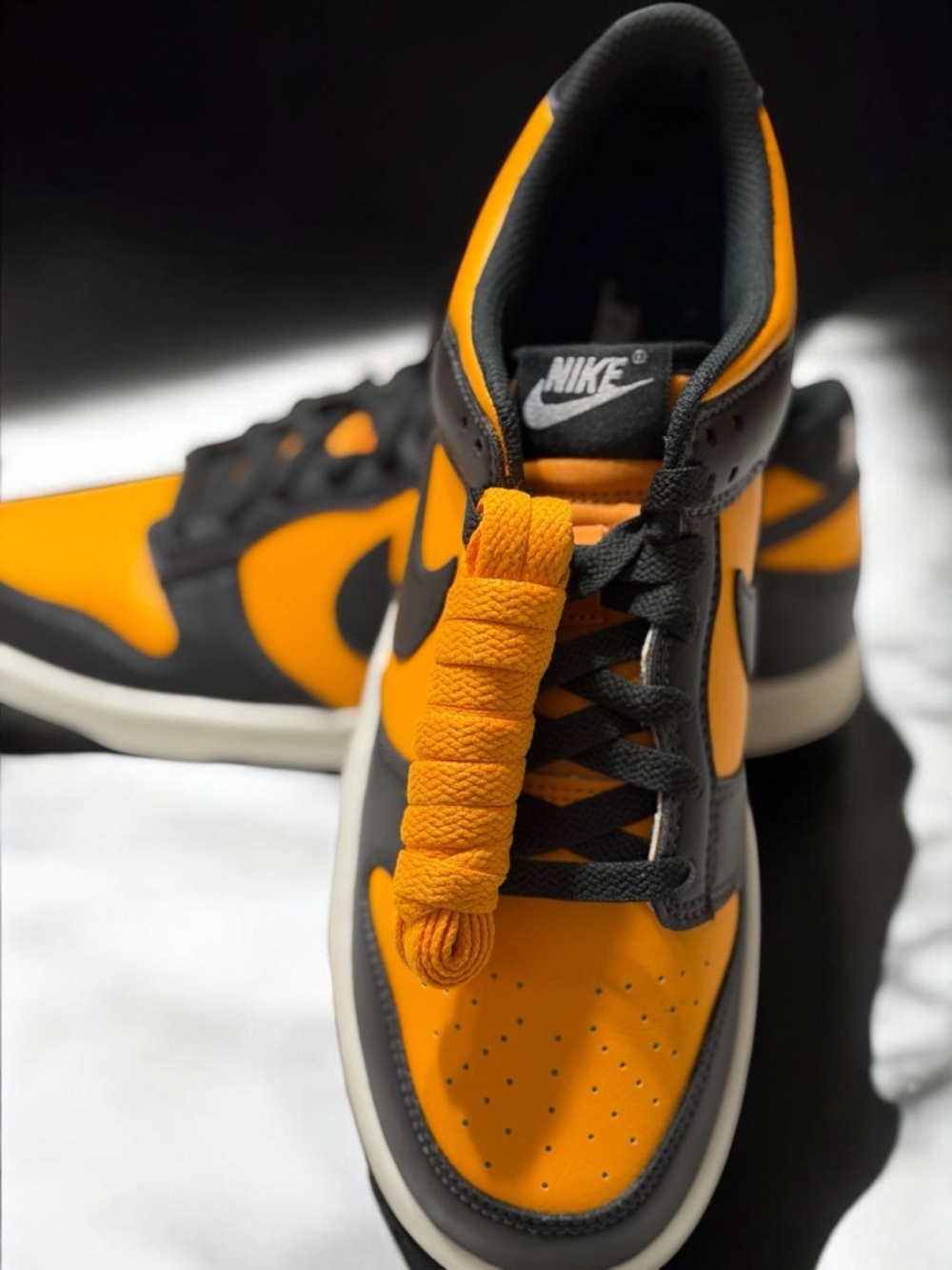 Nike Dunk Low GS Skater Aesthetic Y2K Streetwear Orange Black Back to School - Picture 7 of 9